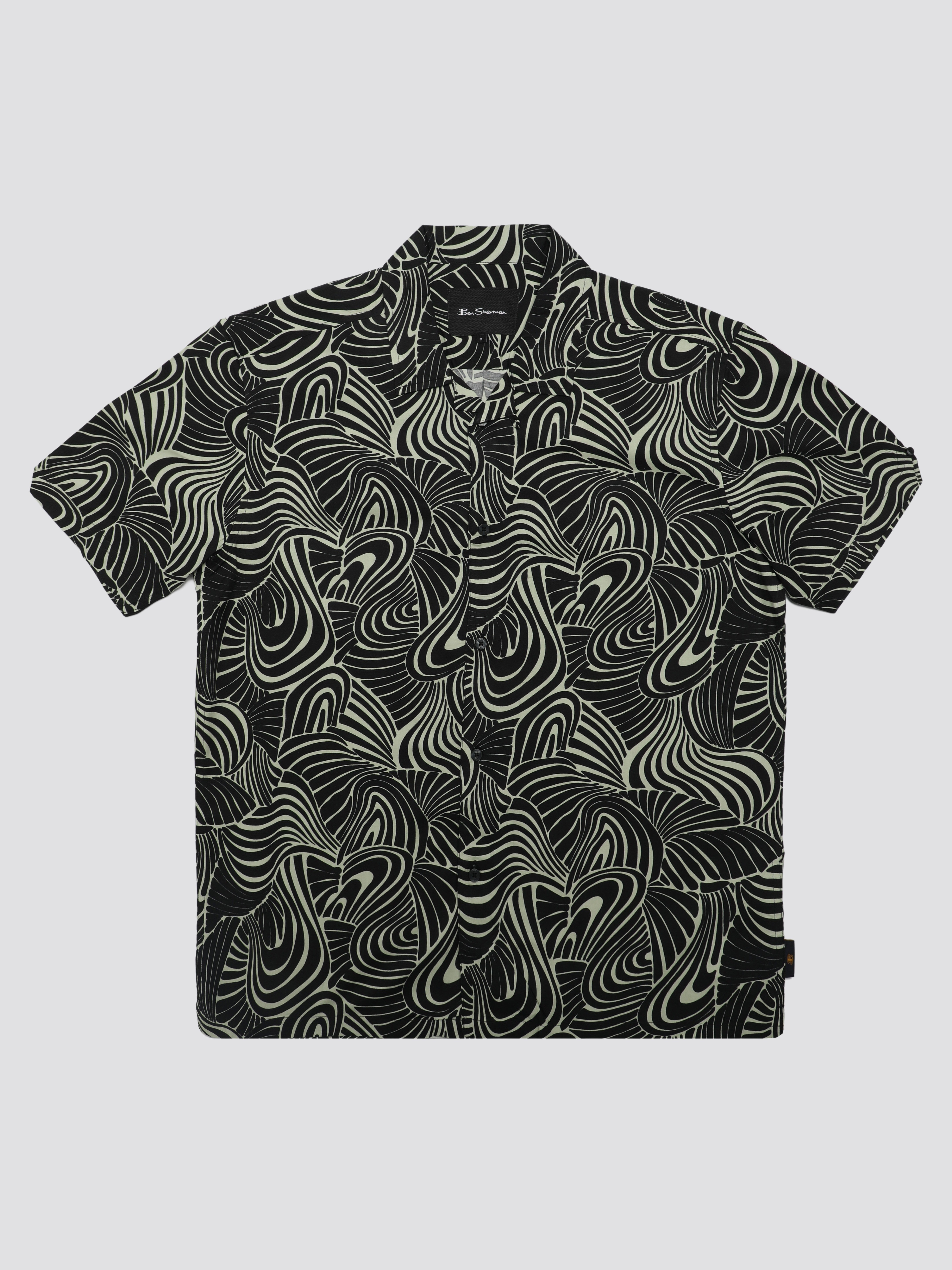 B by Ben Sherman Psychedelic Swirl Print - Mint