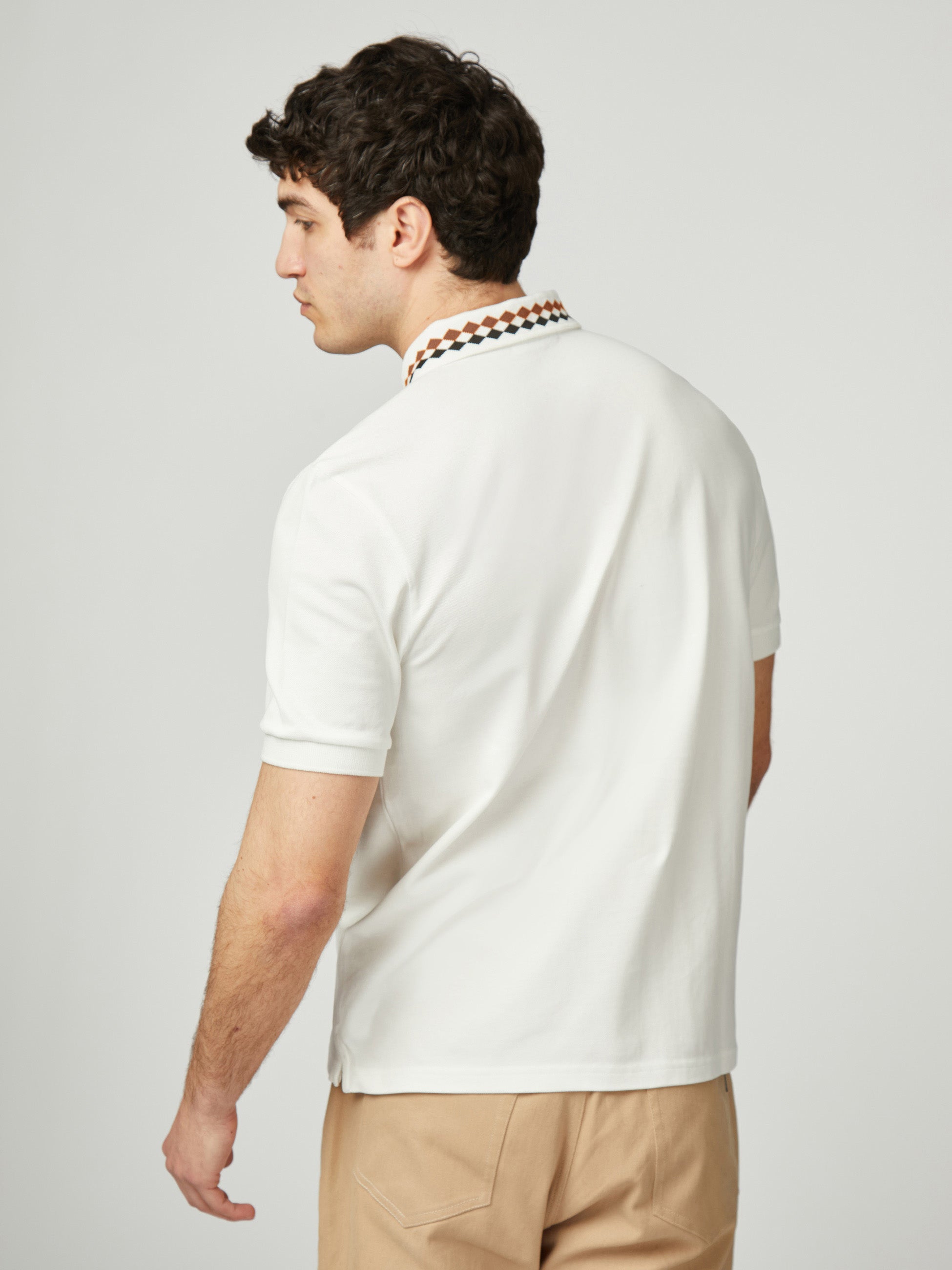 Collar Interest Polo - Snow White